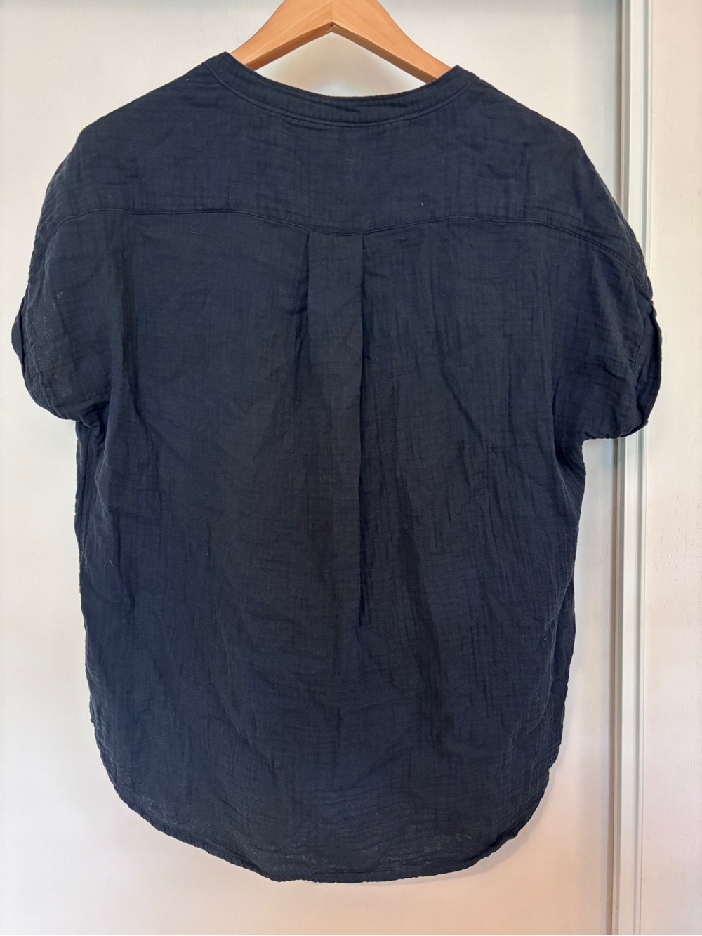 Faherty Dream Desmond Top Size Large Navy Henley Short-Sleeve Double Gauze Soft - Picture 3 of 9